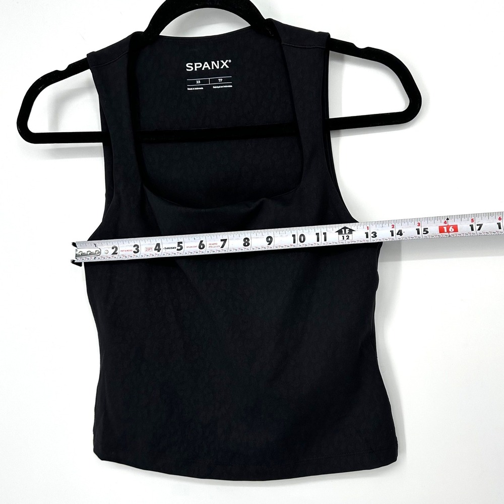 SPANX Get Moving Black Embossed Leopard Print Squ… - image 8